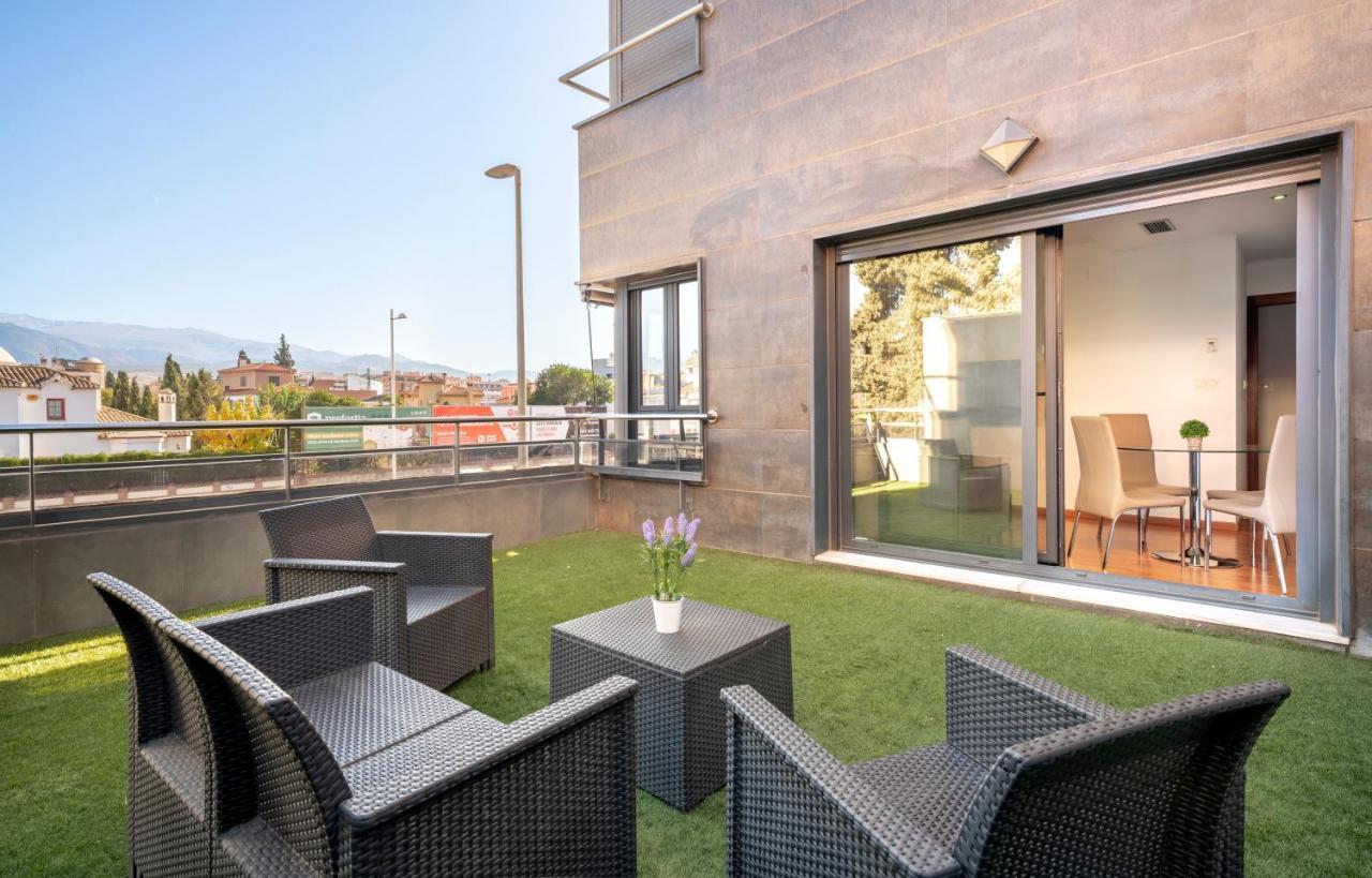 Enjoygranada Lujo Piscina Y Parking Διαμέρισμα Εξωτερικό φωτογραφία