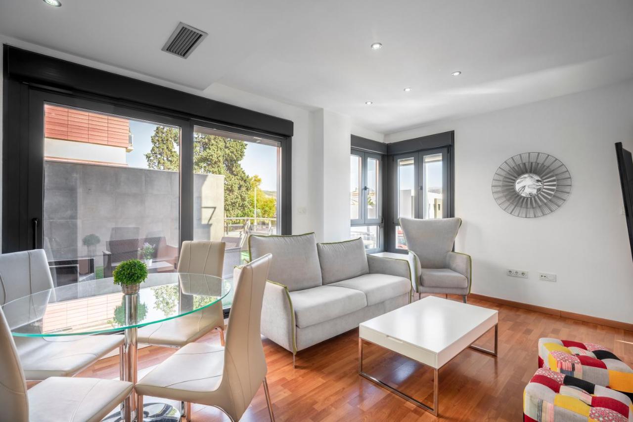 Enjoygranada Lujo Piscina Y Parking Διαμέρισμα Εξωτερικό φωτογραφία