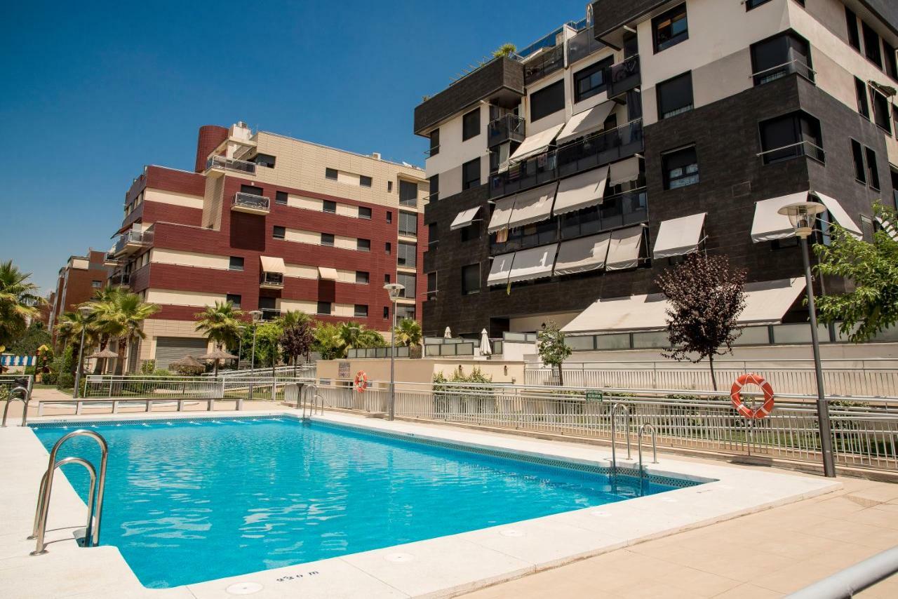 Enjoygranada Lujo Piscina Y Parking Διαμέρισμα Εξωτερικό φωτογραφία